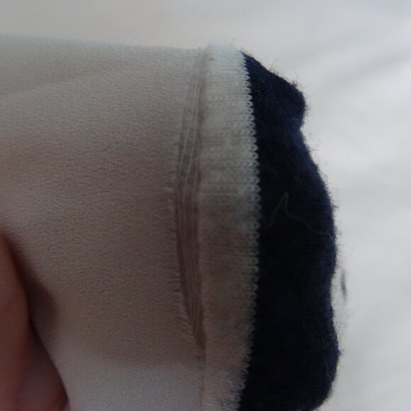 womens M striped top with collar - Picture 6 of 7